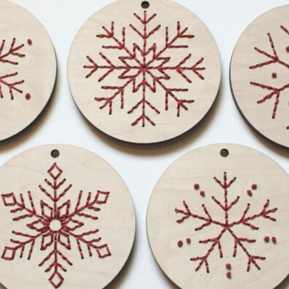 The HNB House - DIY Wood Embroidery Kit - Set of 5 Christmas Ornaments