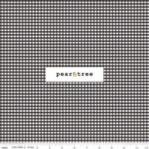 The Stitcher's Stage-Round Gingham Black Back