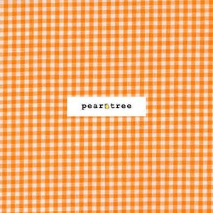 The Stitcher's Stage-Round Gingham Black Back